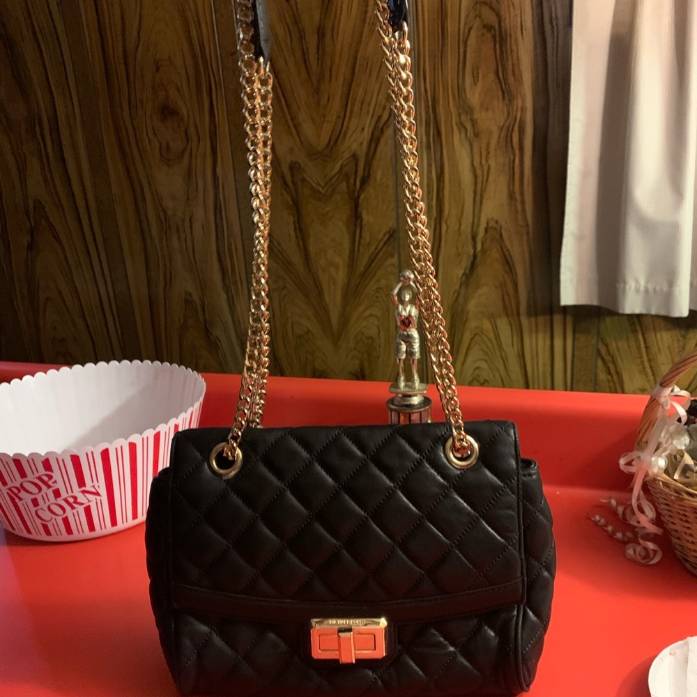 Authentic micheal kors lambskin crossbody